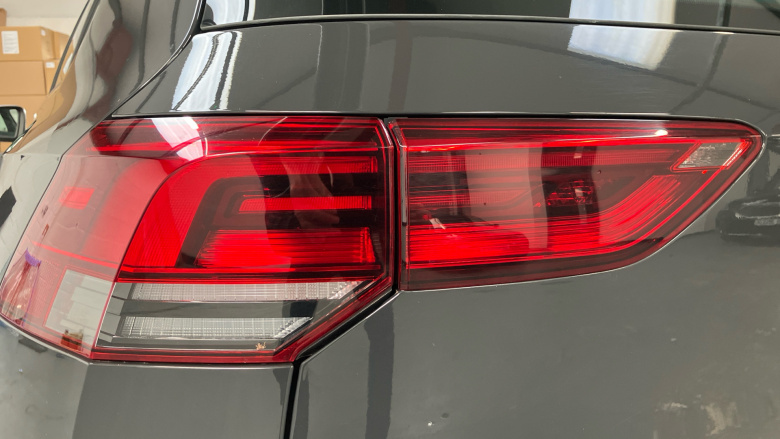 Volkswagen Golf 1.5 TSI 150 Life 5dr Petrol Hatchback